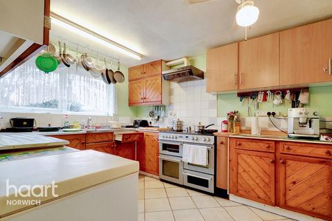 3 bedroom terraced house for sale, Holworthy Road, Norwich