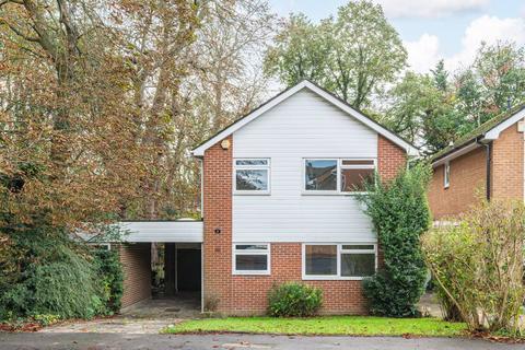 4 bedroom detached house for sale, Oakham Drive, Bromley, BR2