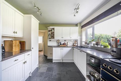 4 bedroom semi-detached house for sale, Queens Close, Sutton Benger, Chippenham