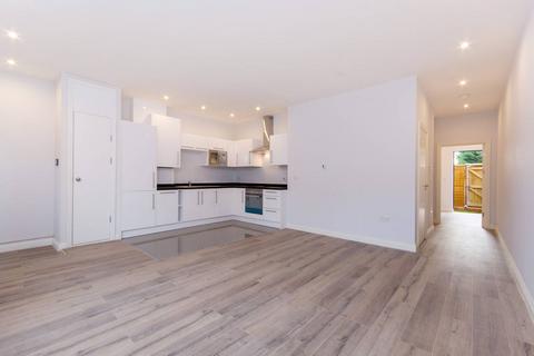 2 bedroom flat for sale, Woodvale Walk, SE27, West Norwood, London, SE27