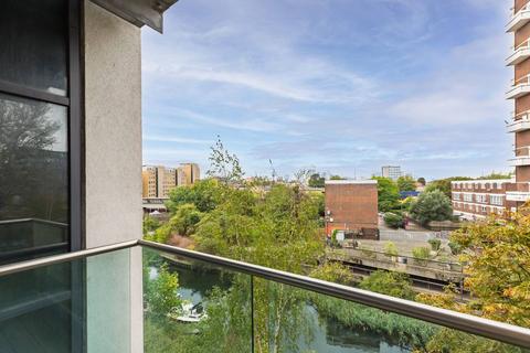 2 bedroom flat for sale, Tequilla Wharf, Limehouse, London, E14