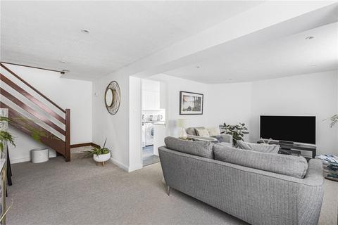 2 bedroom end of terrace house for sale, Fore Street, Hatfield, Hertfordshire, AL9