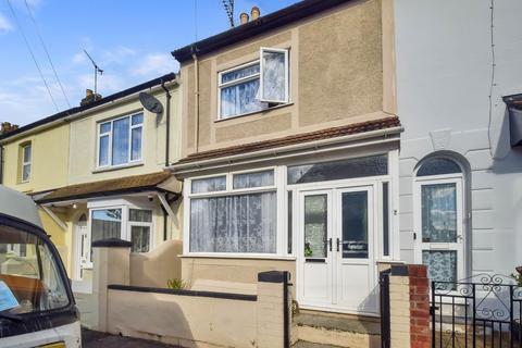 3 bedroom terraced house for sale, Seaview Road, Gillingham, ME7