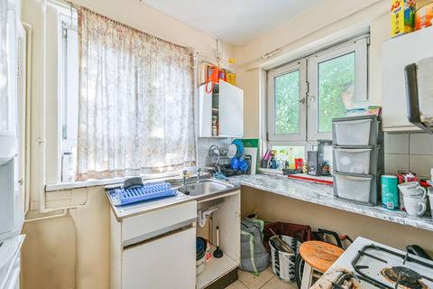 2 bedroom flat for sale, Longfield Estate, Bermondsey, London, SE1