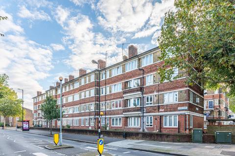 2 bedroom flat for sale, Longfield Estate, Bermondsey, London, SE1