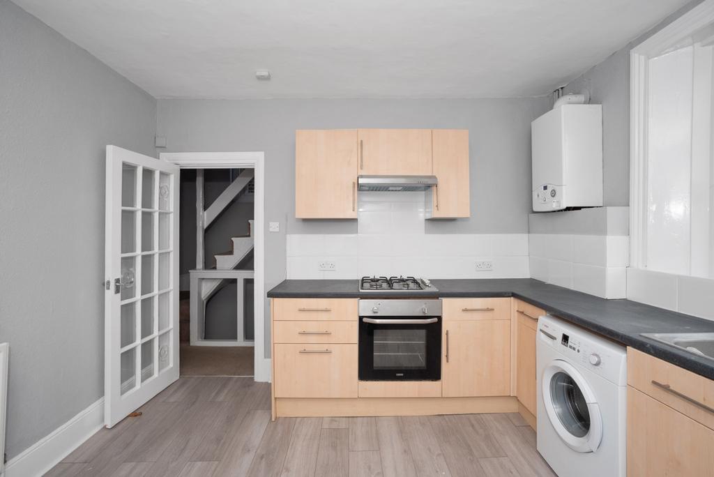 Kitchen 3