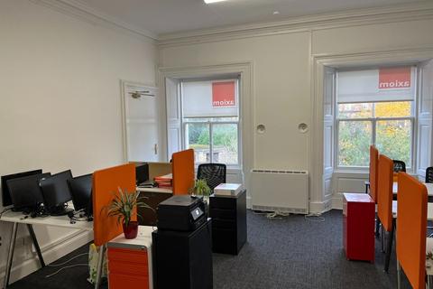 Office to rent, Woodside Place, Glasgow, G3