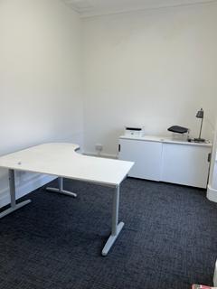 Office to rent, Woodside Place, Glasgow, G3