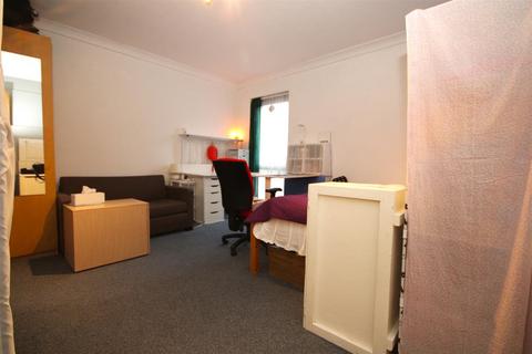 undefined, Kings Road, Guildford