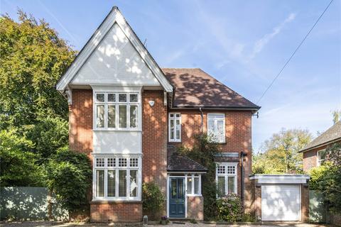 5 bedroom detached house for sale, Oathall Road, Haywards Heath, West Sussex, RH16