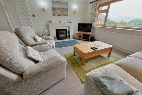 4 bedroom detached house for sale, Wellfield Road, Abergwili  SA31