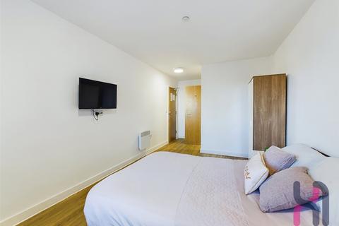 5 bedroom flat to rent, Arndale House, 89-103 London Road, Liverpool, L3