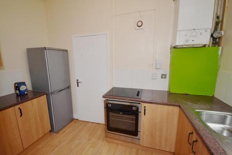 2 bedroom flat to rent, Langford Road, Manchester M20