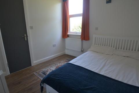 1 bedroom flat to rent, Langford Road, Manchester M20