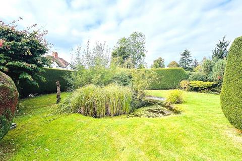 2 bedroom detached bungalow for sale, Atch Lench Road, Church Lench, Evesham