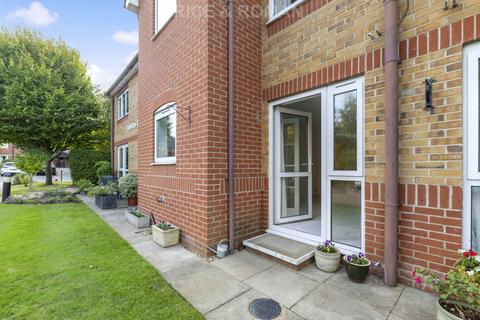 1 bedroom retirement property for sale, Manor Road North, Esher KT10