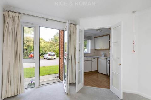 1 bedroom retirement property for sale, Manor Road North, Esher KT10