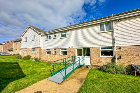 2 bedroom ground floor flat for sale, Riverdale Close, Seaton, Devon, EX12 2TN