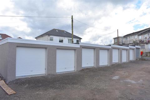 undefined, Alexander Avenue, Eaglesham
