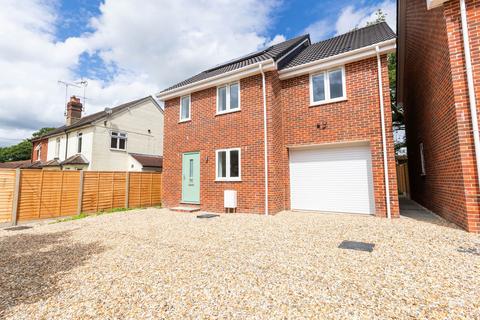 4 bedroom detached house for sale, Primula Road, Bordon GU35