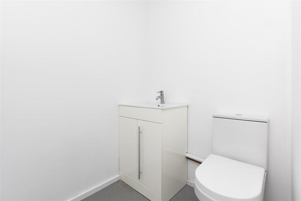 Bedroom 1 Powder Room