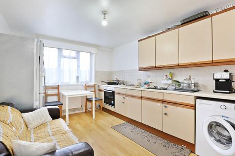 2 bedroom maisonette for sale, Pennack Road, London, SE15