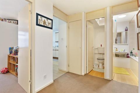 2 bedroom maisonette for sale, Pennack Road, London, SE15