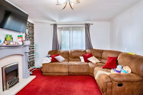 2 bedroom end of terrace house for sale, Hesketh Walk, Middleton M24