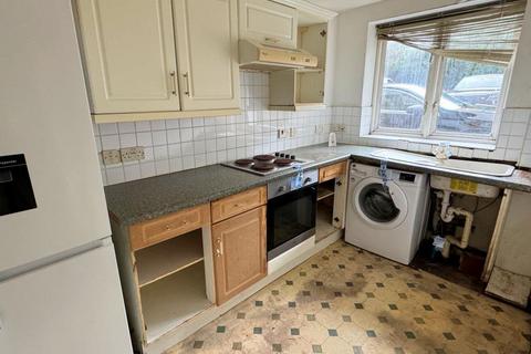 2 bedroom flat for sale, WINTERBURN CLOSE, FRIERN BARNET, LONDON, N11