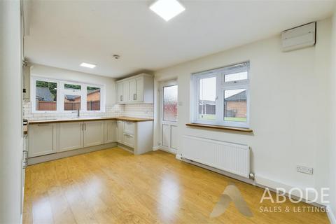 31 Sycamore Close, Uttoxeter, ST14 7NN