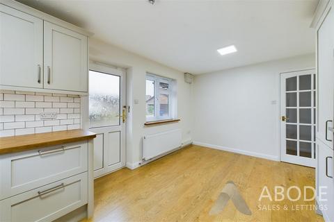 31 Sycamore Close, Uttoxeter, ST14 7NN