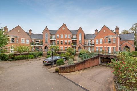 2 bedroom flat for sale, Palmerstone Court, Virginia Water, Surrey, GU25