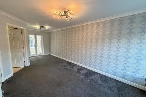 4 bedroom detached house to rent, Langcomb Road, Shirley, Solihull