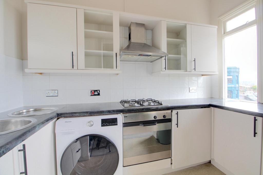 Kitchen 2