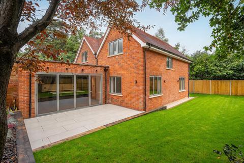 3 bedroom detached house for sale, Brockenhurst Road, Ascot, SL5