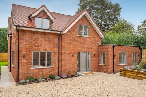 3 bedroom detached house for sale, Brockenhurst Road, Ascot, SL5