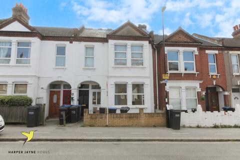 2 bedroom ground floor maisonette for sale, Hythe Road, Thornton Heath, CR7