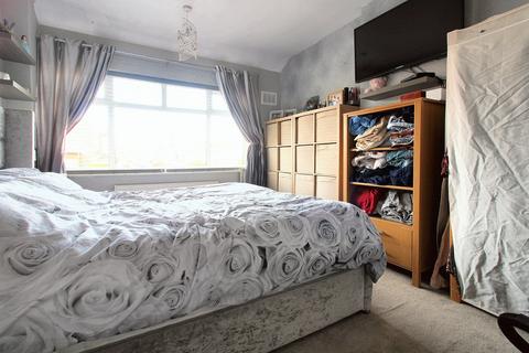 3 bedroom semi-detached house for sale, Tilewood Avenue, Coventry CV5