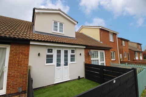 2 bedroom terraced house for sale, Tinsley Close, Clapham, Bedfordshire, MK41