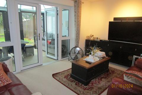 3 bedroom semi-detached house to rent, Prince William Drive, Derby DE22