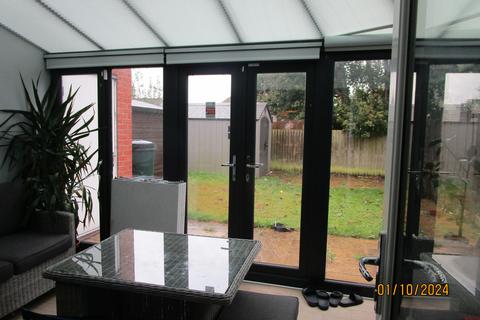 3 bedroom semi-detached house to rent, Prince William Drive, Derby DE22