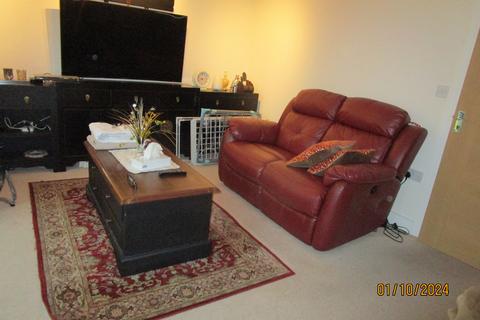 3 bedroom semi-detached house to rent, Prince William Drive, Derby DE22