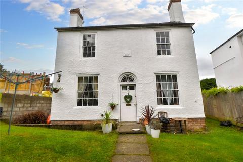 3 bedroom detached house for sale, London Road, Worcestershire WR5