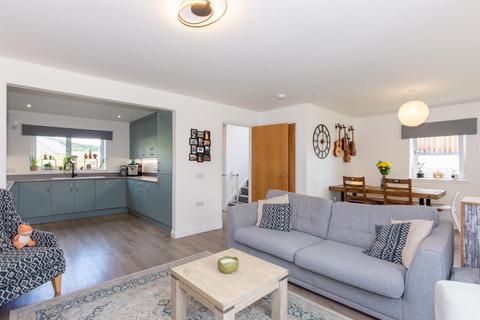 16 Dulicht Court, Grantown-on-spey, PH26 3AB
