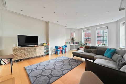 4 bedroom apartment for sale, St Johns Wood Court, St Johns Wood Road