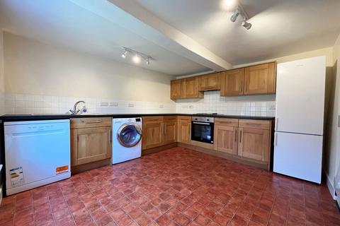 2 bedroom semi-detached house to rent, Fidlers Lane, Newbury RG20