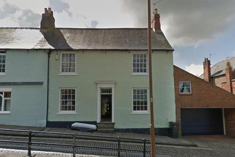 5 bedroom end of terrace house to rent, Gilesgate, Durham City