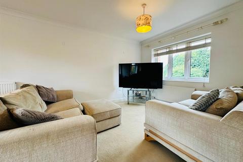 1 bedroom flat for sale, Massey Road, Tiverton EX16