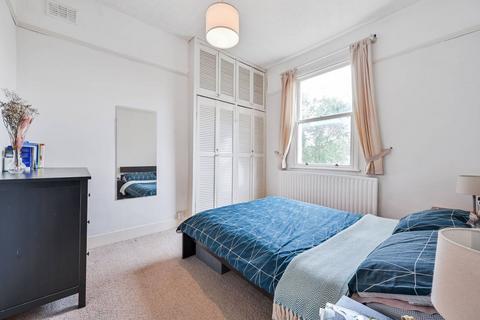 Flat 2, 14 Manor Park, London, SE13 5RN