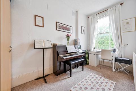 Flat 2, 14 Manor Park, London, SE13 5RN